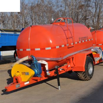 維護(hù)和保養(yǎng)水罐拖車時(shí)應(yīng)注意哪些方面？